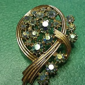 Blue stone brooch